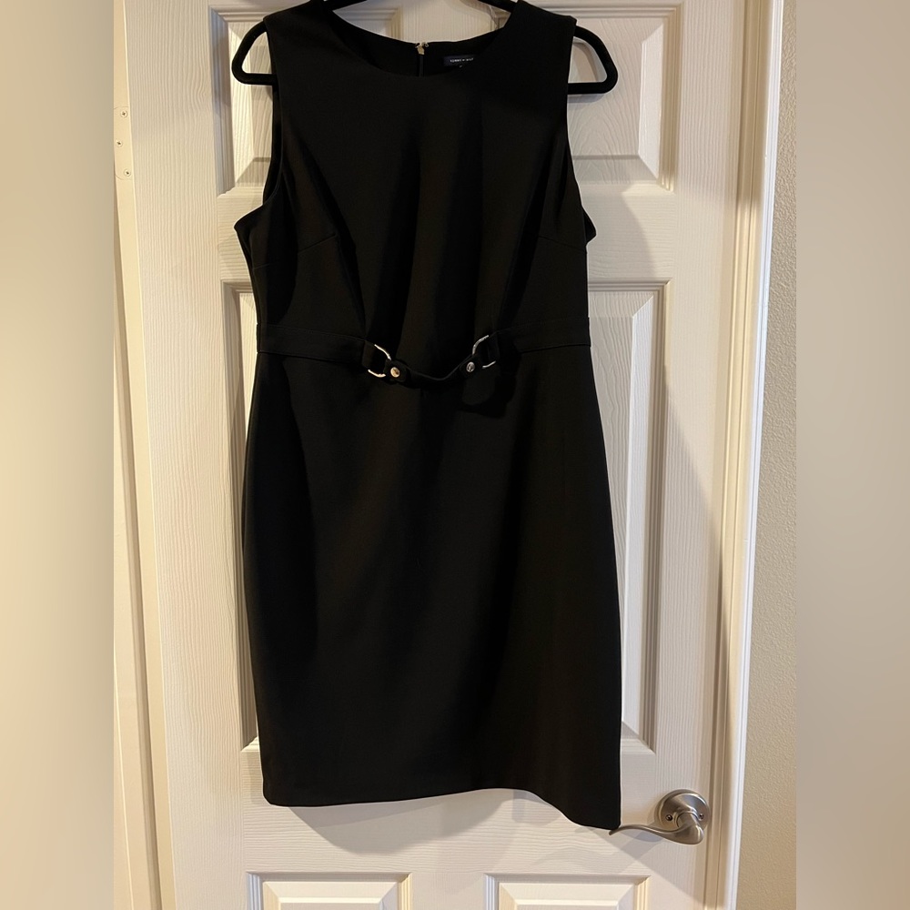 NWT Tommy Hilfiger Midi Dress, Size 12